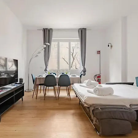 Διαμέρισμα Luxury Spacious In The Heart Of